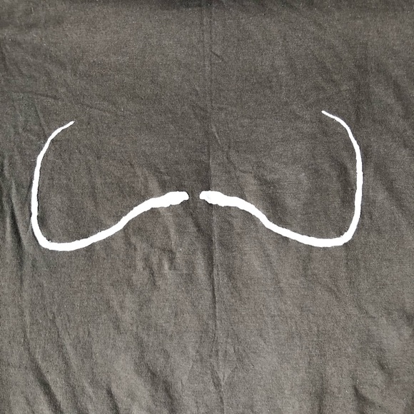 🍀2/$15 Salvador Dali tee shirt - Picture 2 of 4